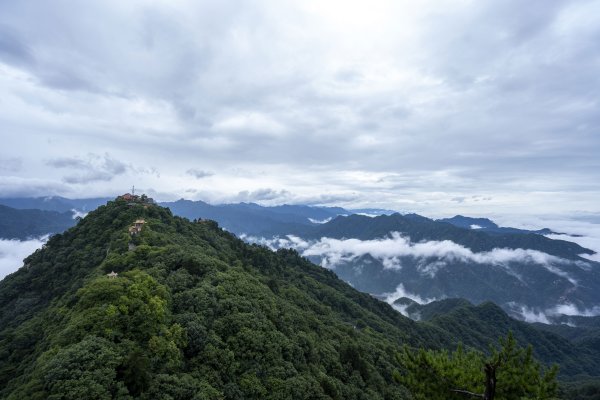 股票配资公司 本地人私藏!西安6个爬山好去处，吸氧清肺+游山玩水全搞定!